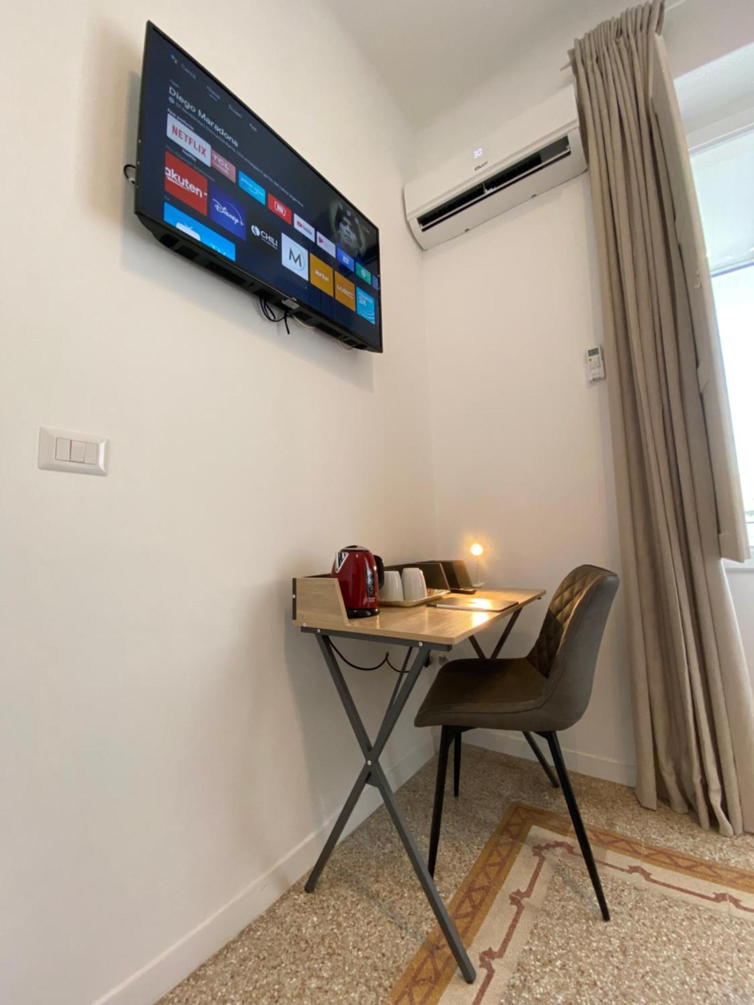 Conte Cavour Appartement Bari Buitenkant foto