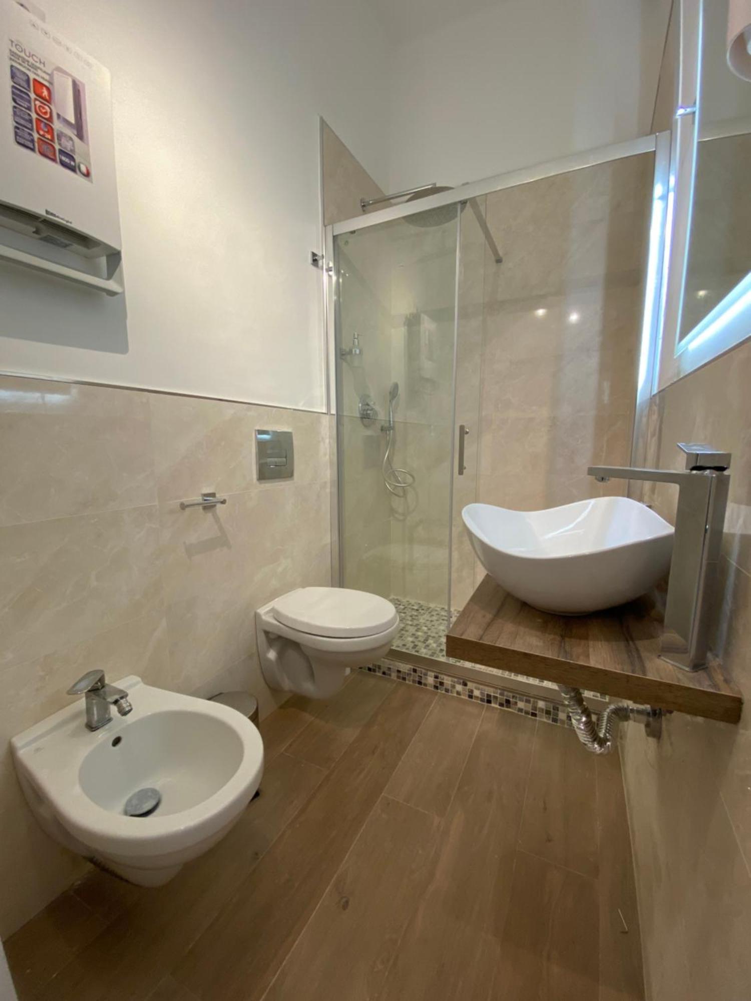 Conte Cavour Appartement Bari Buitenkant foto