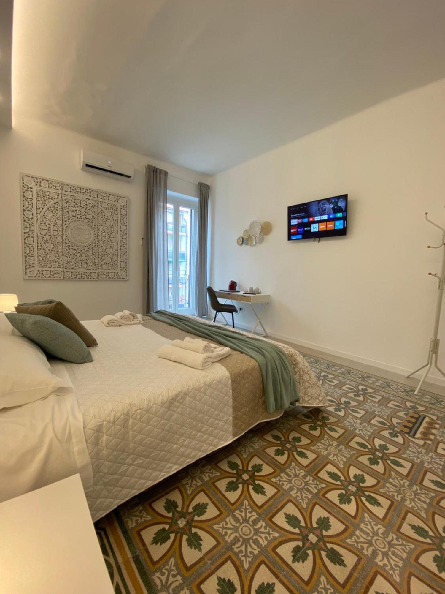 Conte Cavour Appartement Bari Buitenkant foto